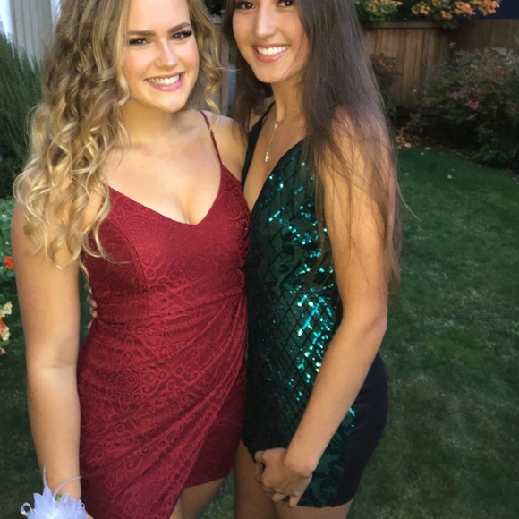 Lulus red lace wrap dress! - Picture 1 of 4